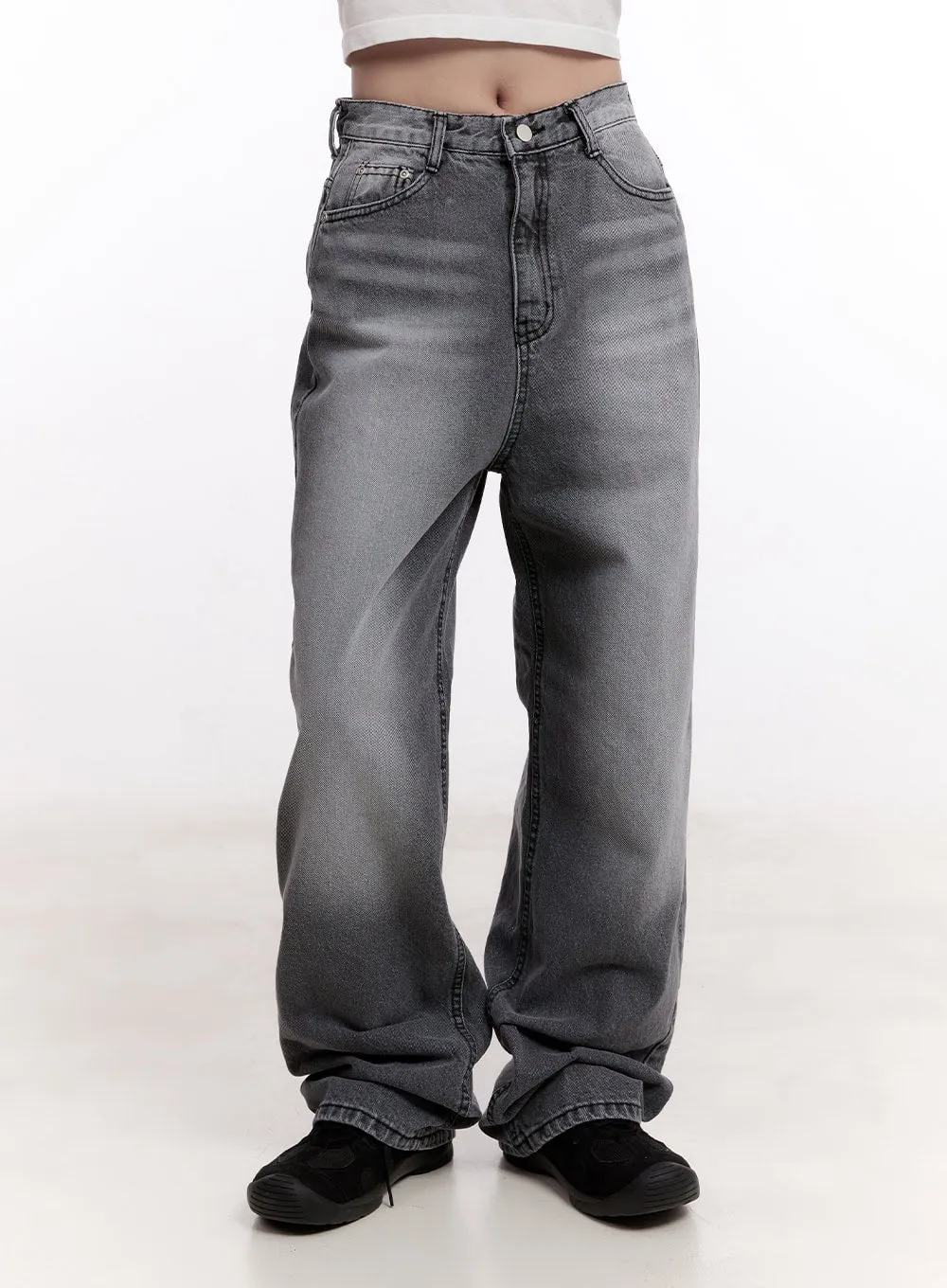 Athena Washed Wide-Leg Jeans CM527