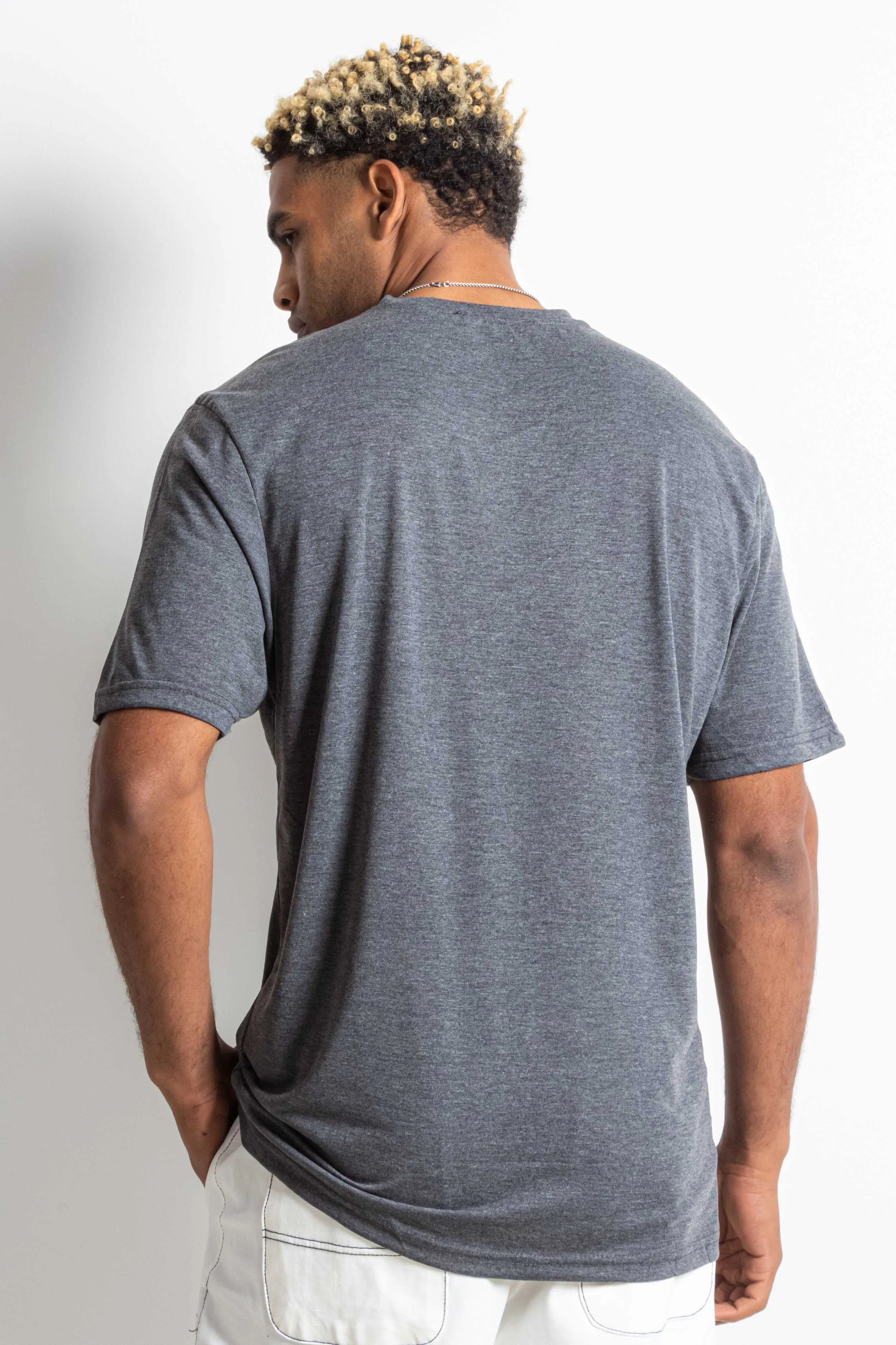 BASIC LIGHTWEIGHT T-SHIRT