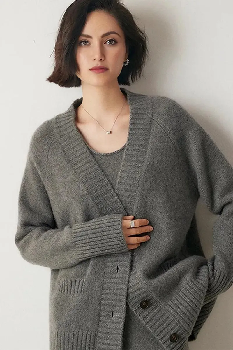 Chunky 100 Cashmere V-Neck Cardigan