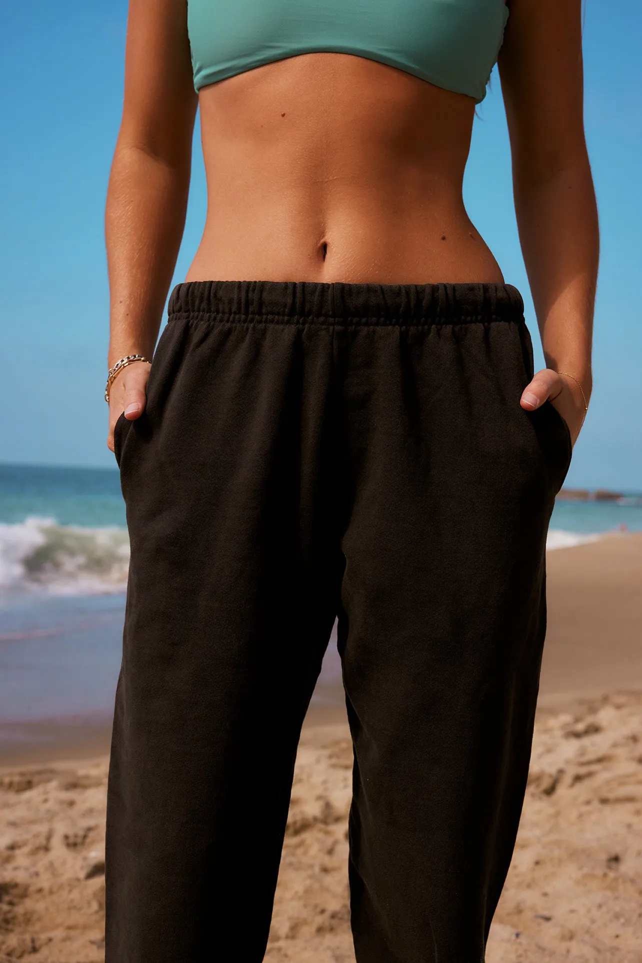 Everybody World - Sweatpants - Vintage Black