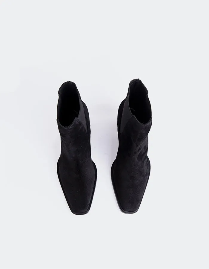 Grazia Black Suede