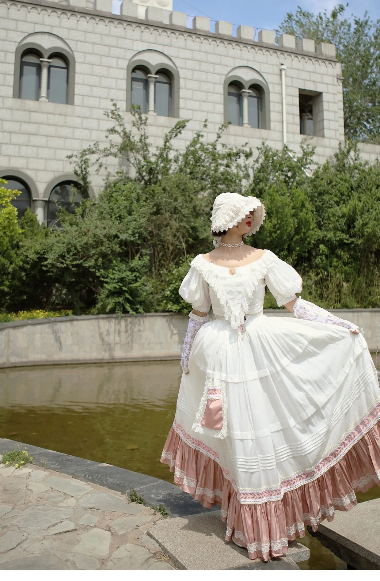 Lace Garden~Victorian Style Elegant Antique Lolita Blouse and Skirt