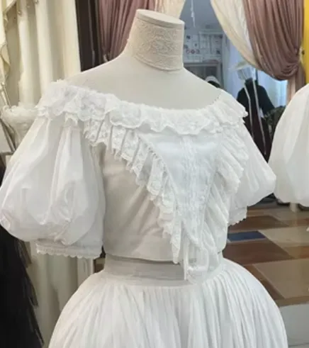 Lace Garden~Victorian Style Elegant Antique Lolita Blouse and Skirt