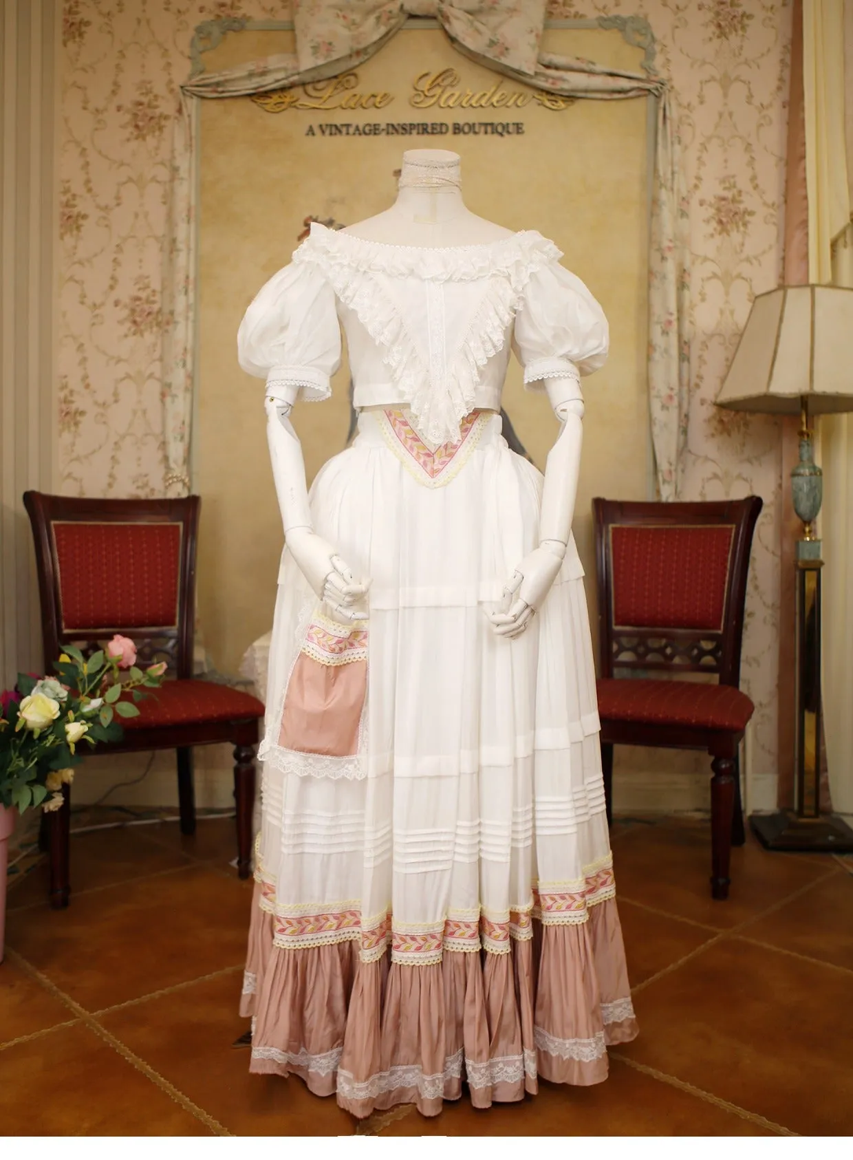 Lace Garden~Victorian Style Elegant Antique Lolita Blouse and Skirt