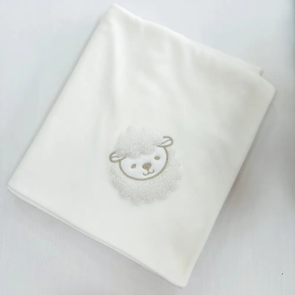 New In Deolinda Unisex Farm Blanket