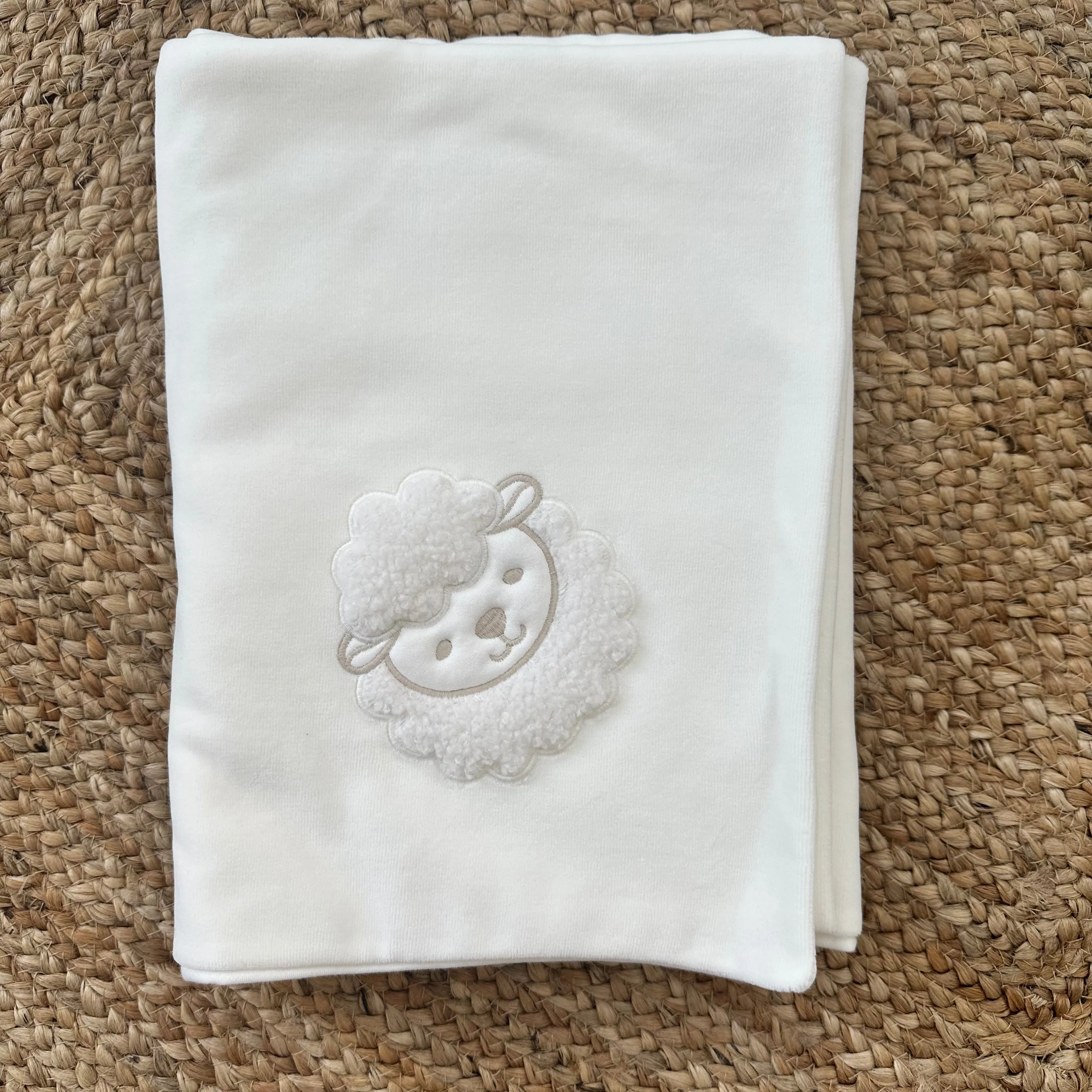 New In Deolinda Unisex Farm Blanket