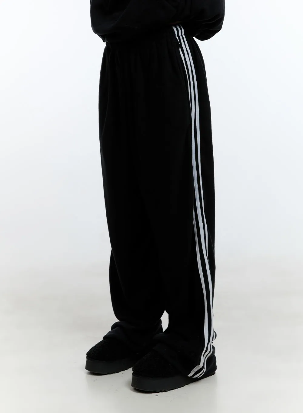 Striped Wide-Fit Sweatpants CD423
