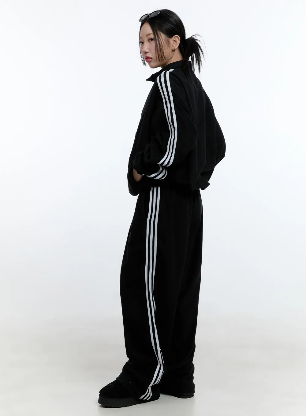 Striped Wide-Fit Sweatpants CD423