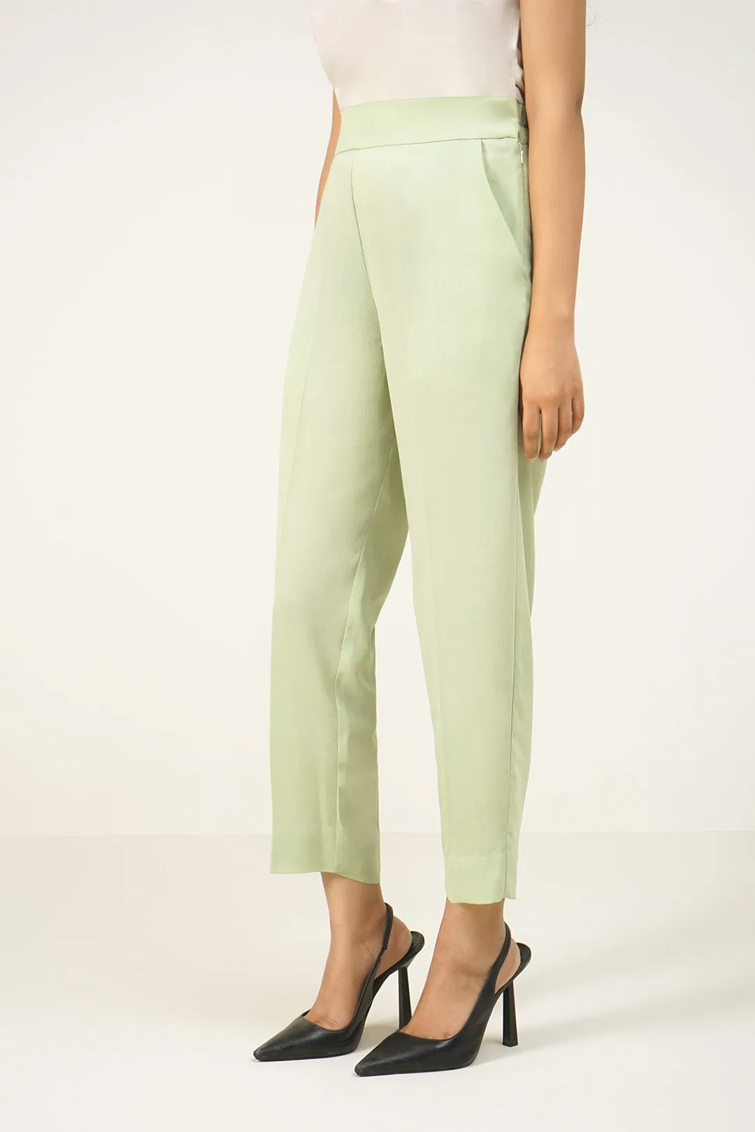 Ushiril Pants